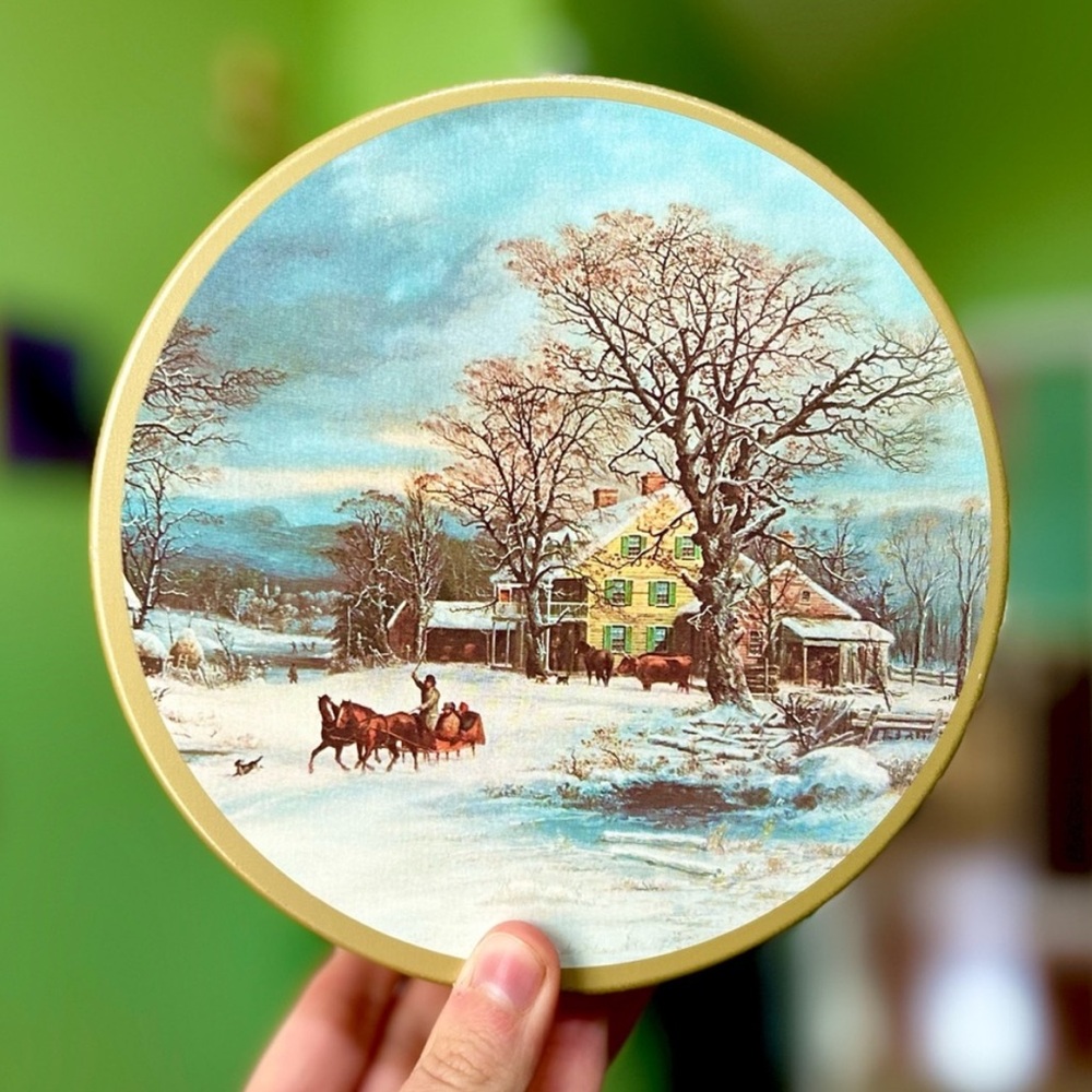 Vintage Currier & Ives Travel Village Horse Decorative Keepsake Tin